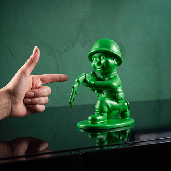 Seletti Plastic Peace Oggetto Decorativo In Resina