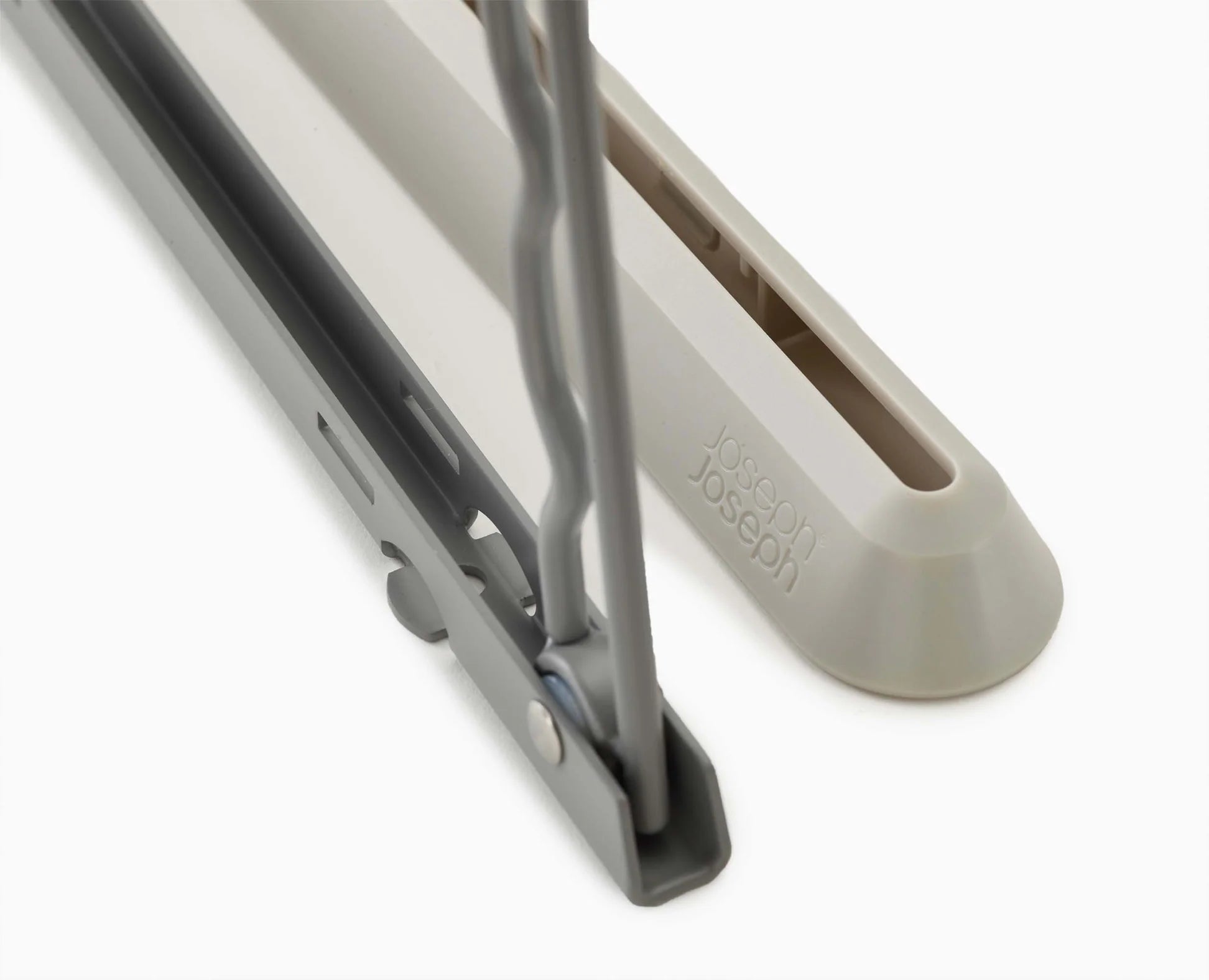 Joseph Joseph appendiabiti da parete dettaglio installazione