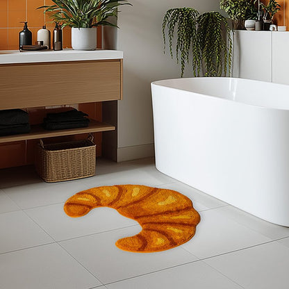 Kikkerland Croissant Bath Rug tappeto da bagno a forma di croissant ambientato