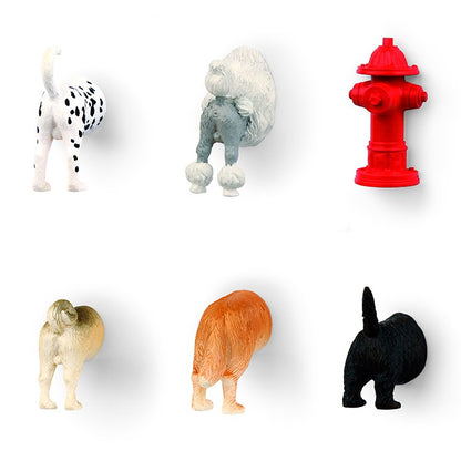 Foto principale: Kikkerland Dog Butt Magnets set di 6 magneti con cinque cani visti da dietro e idrante rosso
