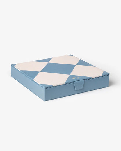Scacchiera Printworks Chess Reverra beige e blu con pezzi in legno coordinati