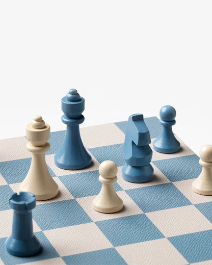 Scacchiera Printworks Chess Reverra con rivestimento in similpelle vista di lato