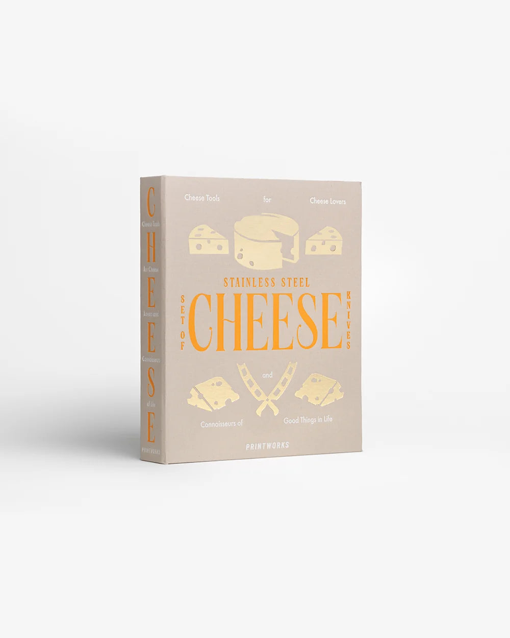 Scatola chiusa: Scatola a libro beige Printworks Cheese Tools con scritta arancione e illustrazioni di formaggi