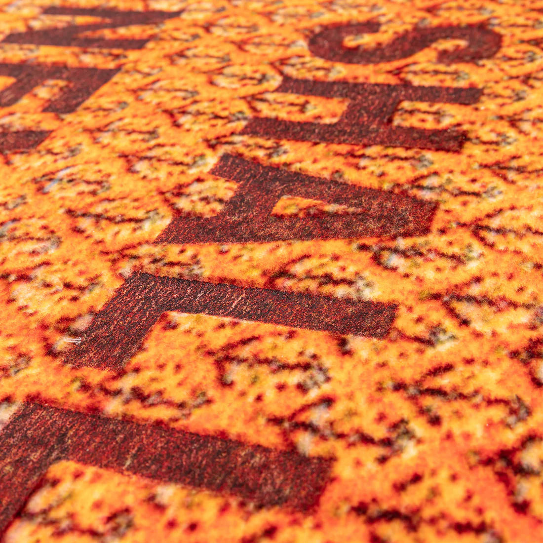 Burnt Carpet The Dream Seletti tappeto con scritta decorativa