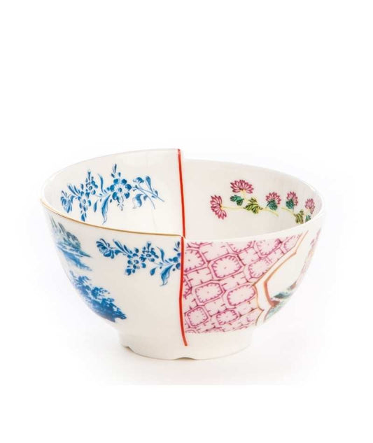 Ciotola da frutta Cloe Seletti Hybrid in porcellana Bone China, vista in prospettiva