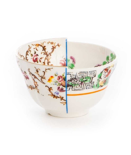 Ciotola da frutta Irene Seletti Hybrid in porcellana Bone China, vista in prospettiva
