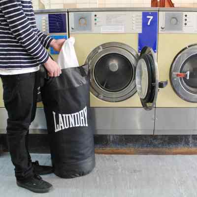 Luckies-Punch-Bag-Laundry-Bag-Portabiancheria-1